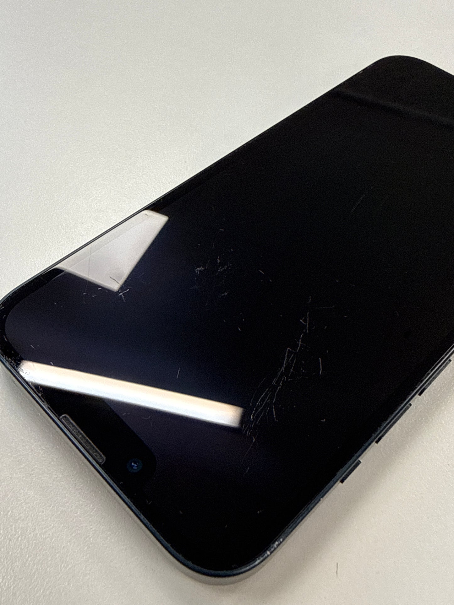 iPhone 13, 256GB, mitternacht, ID 3869605, Zustand gebraucht, Akku neu