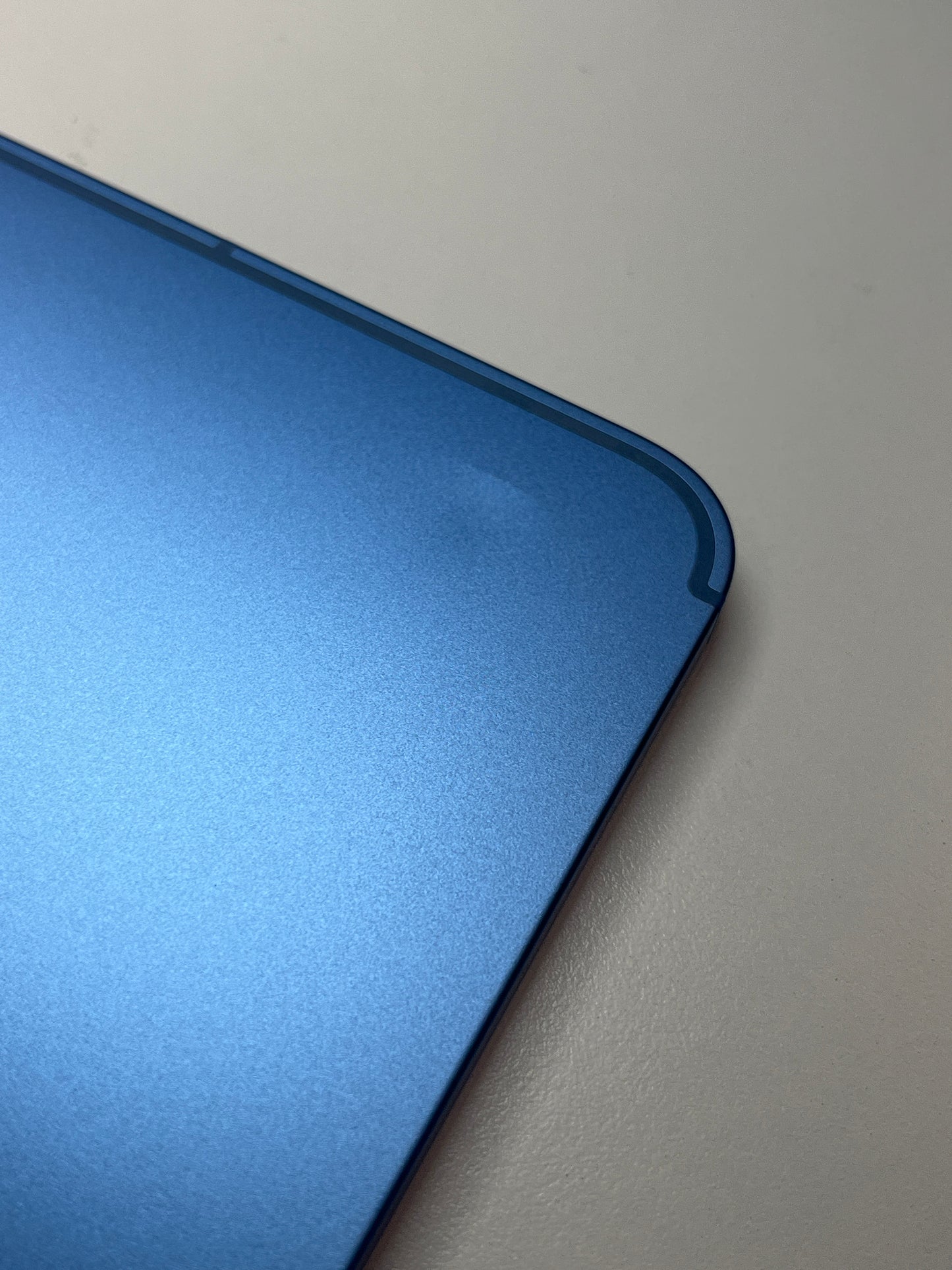 iPad 2025 (11. Gen.), 128GB, WIFI + Cellular, blau, ID 1691660, Zustand sehr gut, Akku 100%