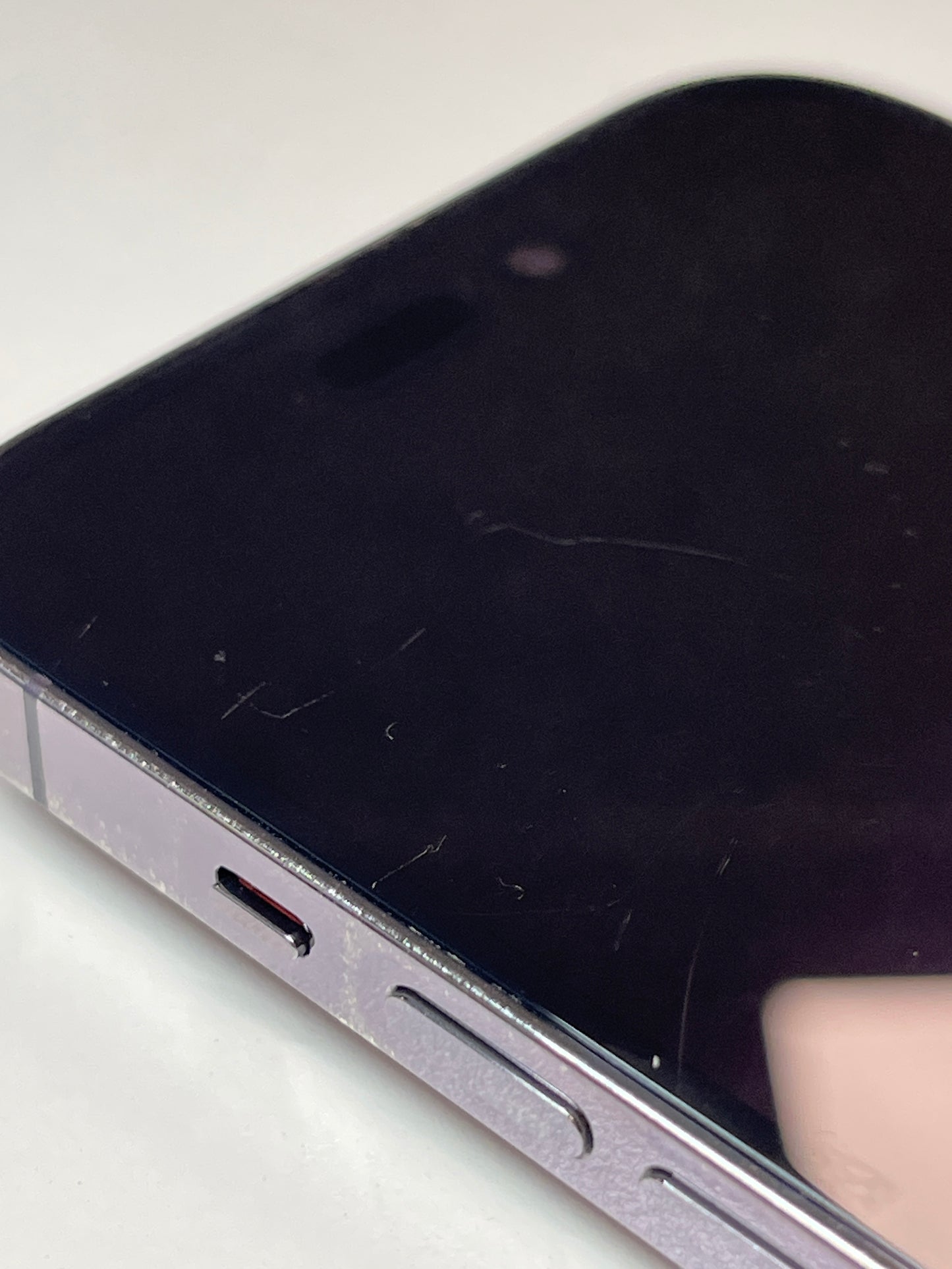 iPhone 14 Pro, 256GB, violett, ID 7111106, Zustand gebraucht, Akku neu