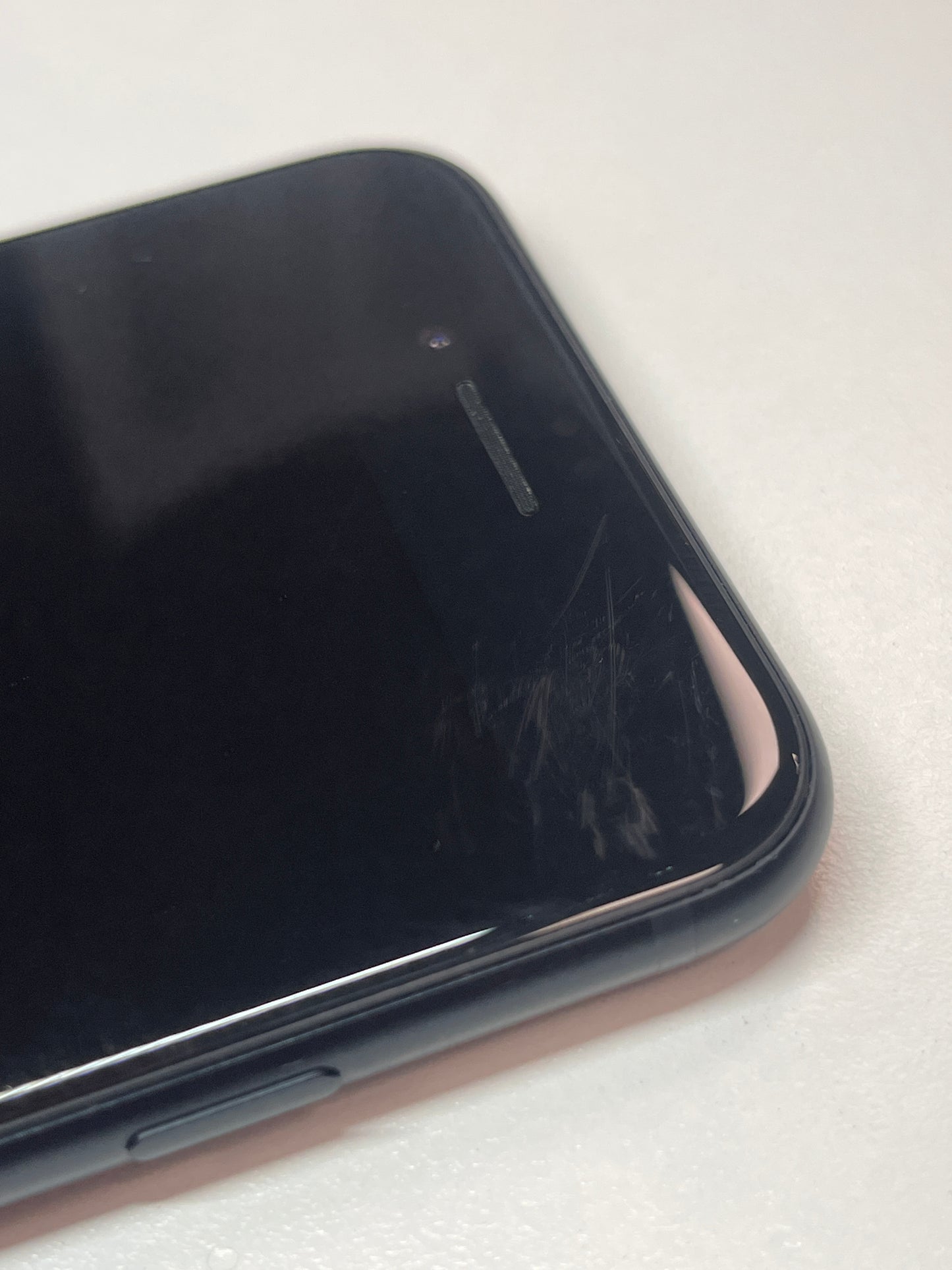 iPhone SE 2022, 128GB, mitternacht, ID 5608989, Zustand gut, Akku neu