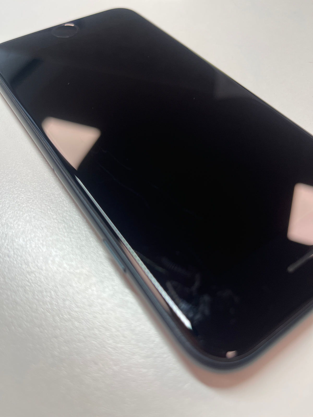iPhone SE 2022, 128GB, mitternacht, ID 3904619, Zustand sehr gut, Akku 92%