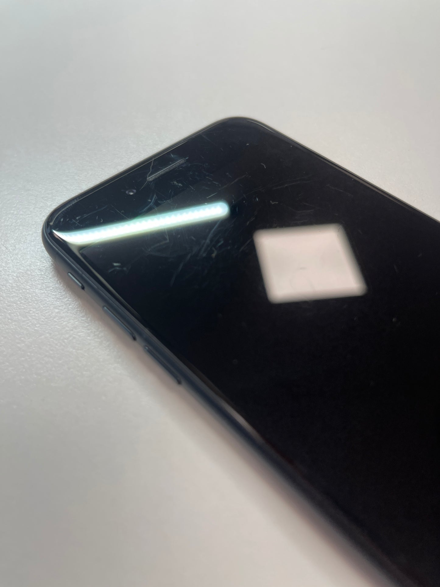iPhone SE 2022, 128GB, mitternacht, ID 1654212, Zustand gut, Akku neu