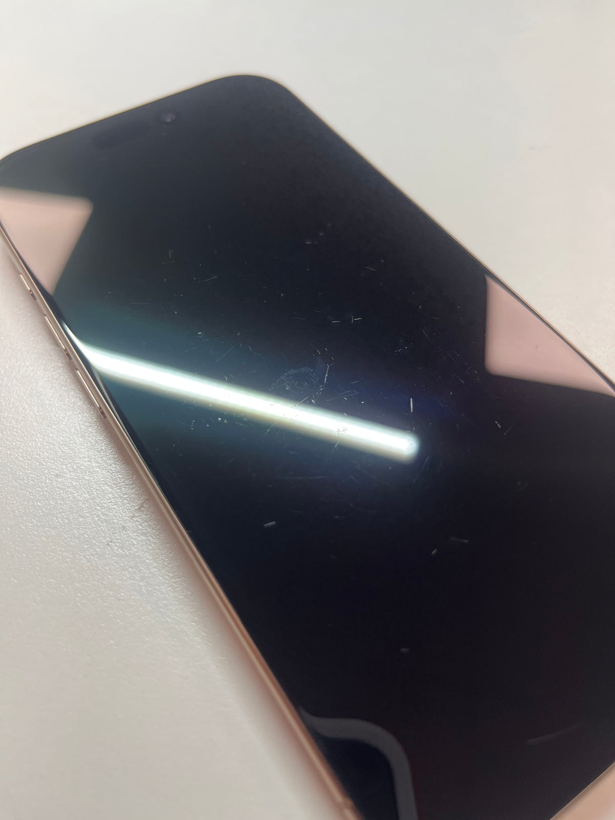 iPhone 16 Pro, 256GB, titan wüstensand, ID 9652899, Zustand gut, Akku neu
