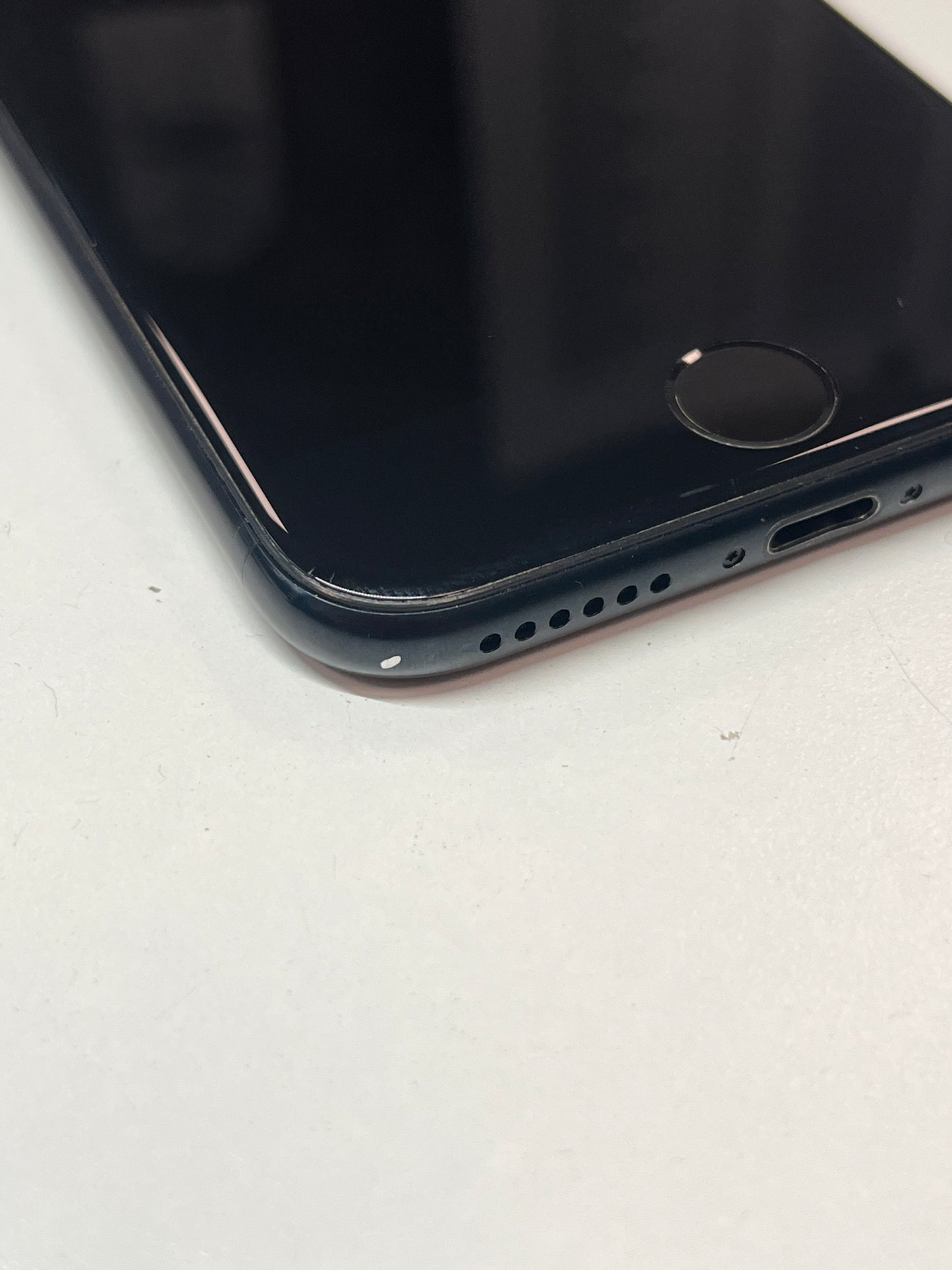 iPhone SE 2022 (3. Gen.), 64GB, mitternacht, ID 4279560, Zustand sehr gut, Akku neu