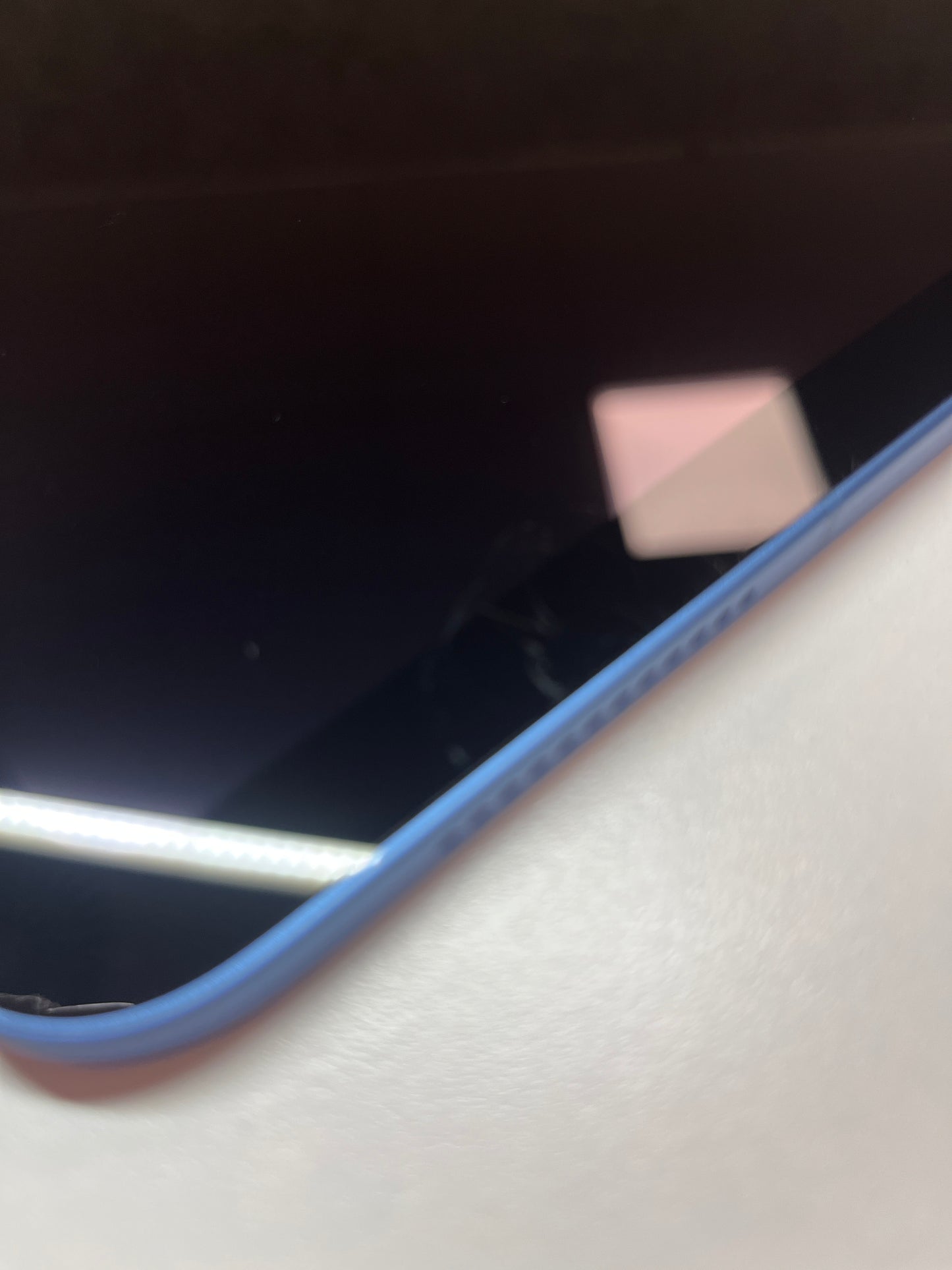 iPad 2025 (11. Gen.), 128GB, WIFI + Cellular, blau, ID 1871984, Zustand gebraucht, Akku 100%