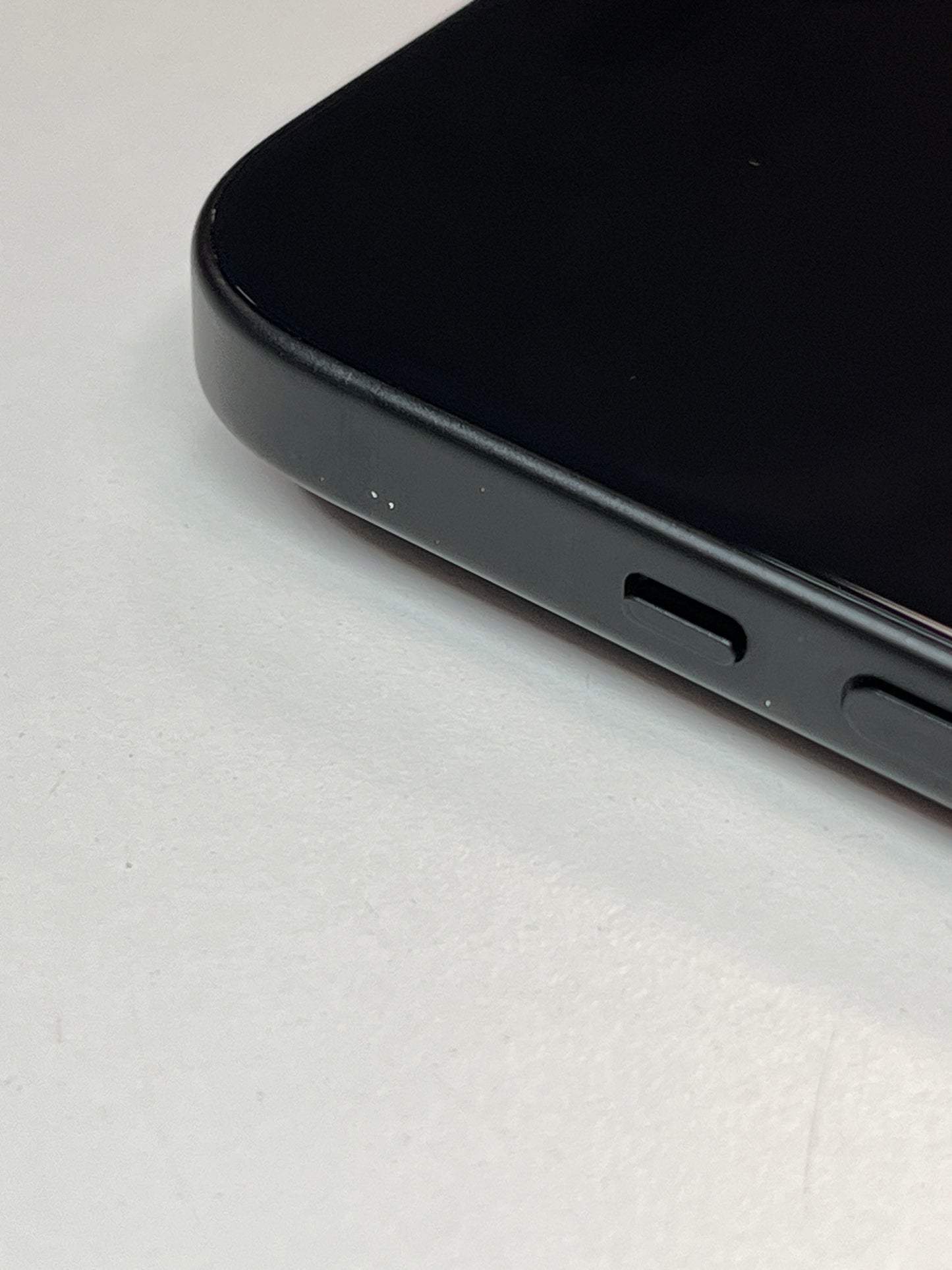 iPhone 15, 128GB, schwarz, ID 3063260, Zustand sehr gut, Akku neu