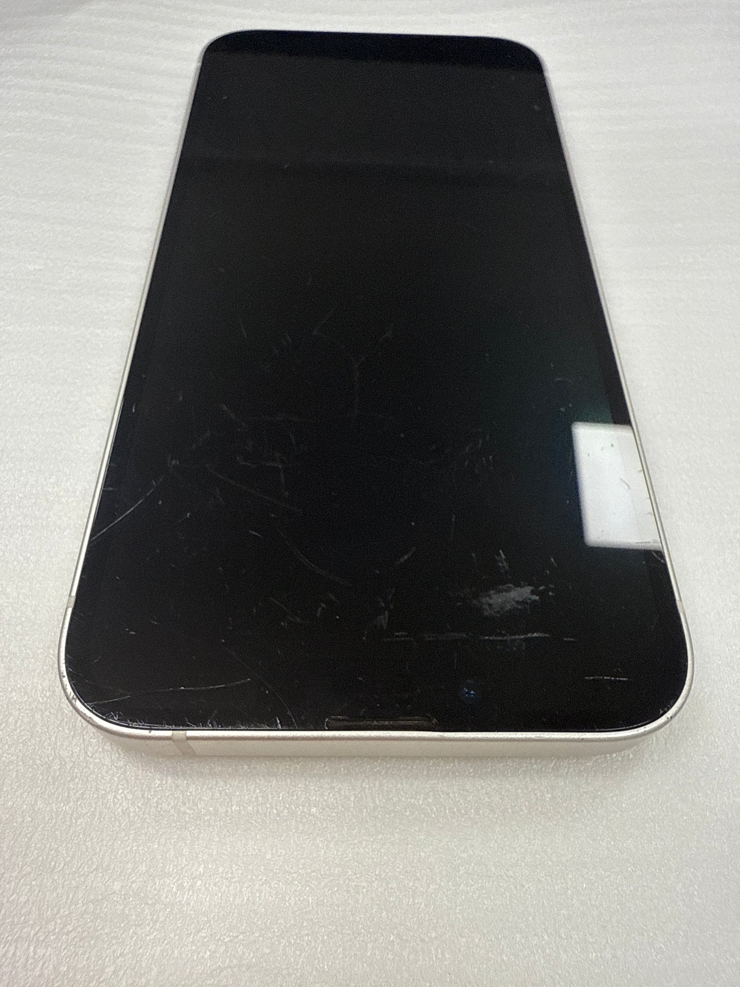 iPhone 13, 128GB, polarstern, ID 4667126, Zustand gebraucht, Akku neu