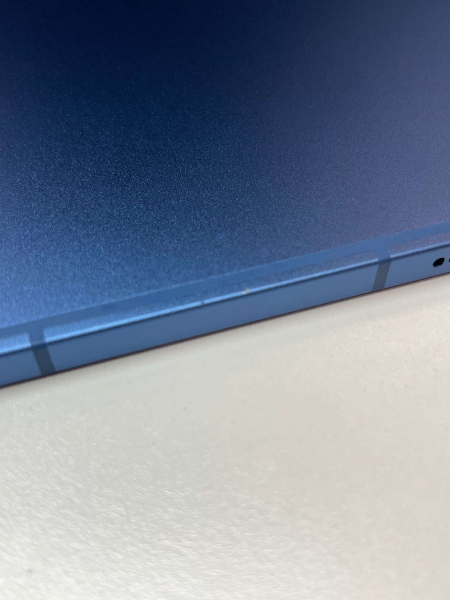 iPad 2025 (11. Gen.), 128GB, WIFI + Cellular, blau, ID 1871984, Zustand gebraucht, Akku 100%