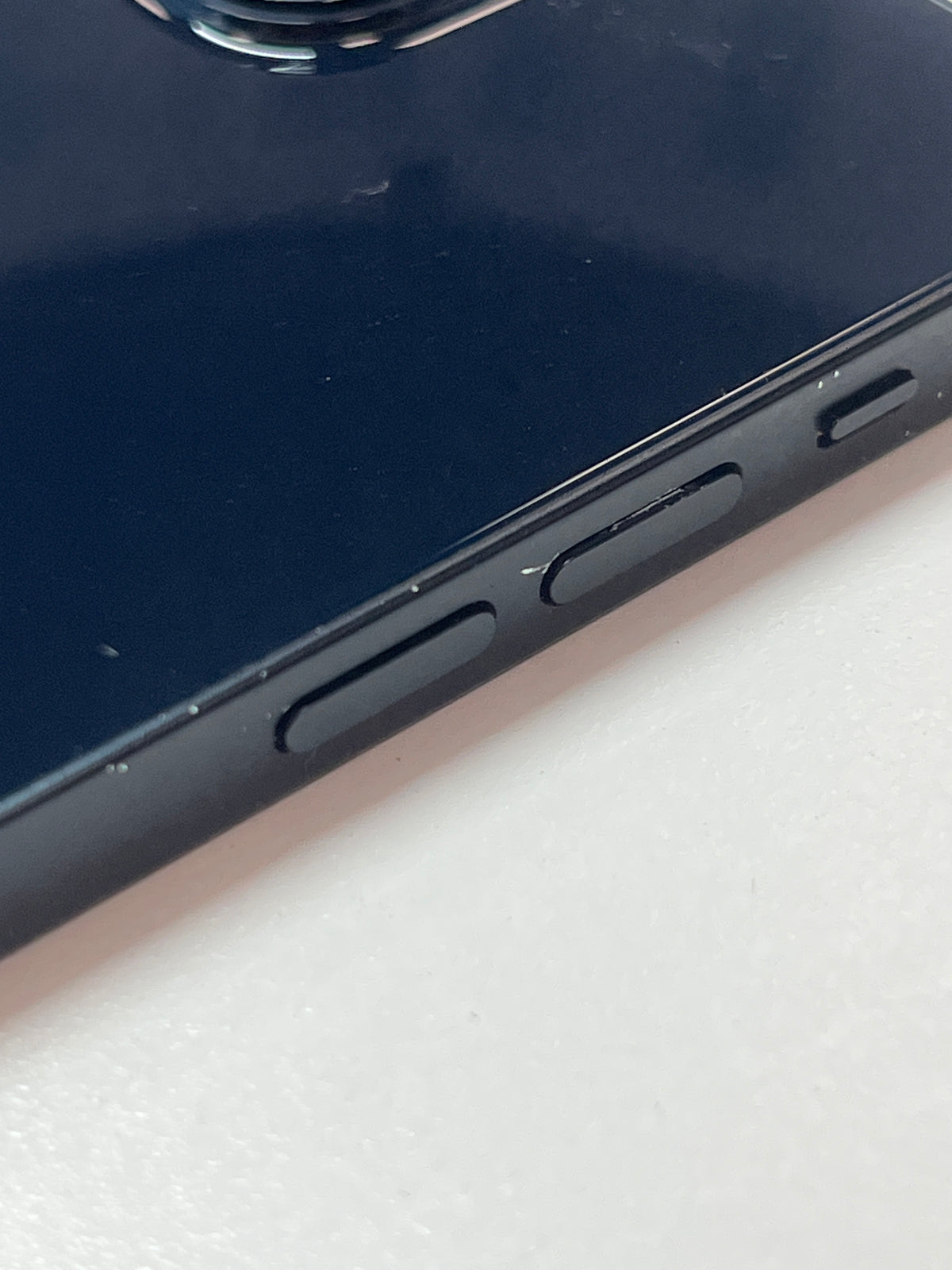 iPhone 13 mini, 128GB, mitternacht, ID 3564876, Zustand gut, Akku neu