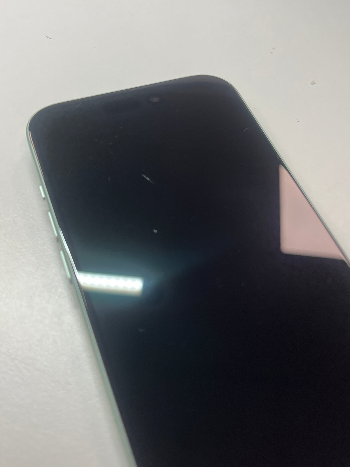 iPhone 15, 128GB, grün, ID 1173296, Zustand gut, Akku neu