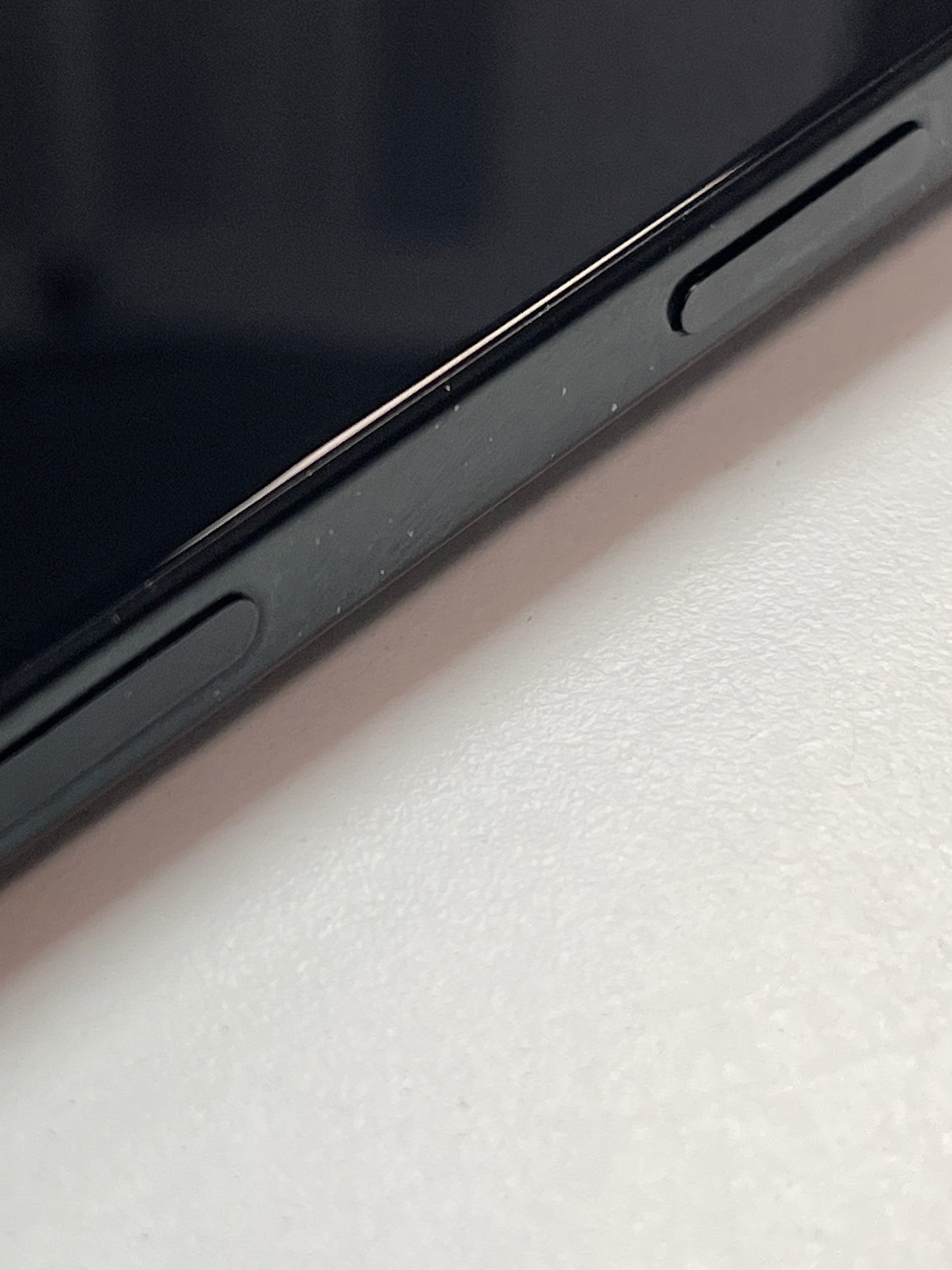 iPhone 16 Pro, 256GB, titan schwarz, ID 0246959, Zustand sehr gut, Akku 92%