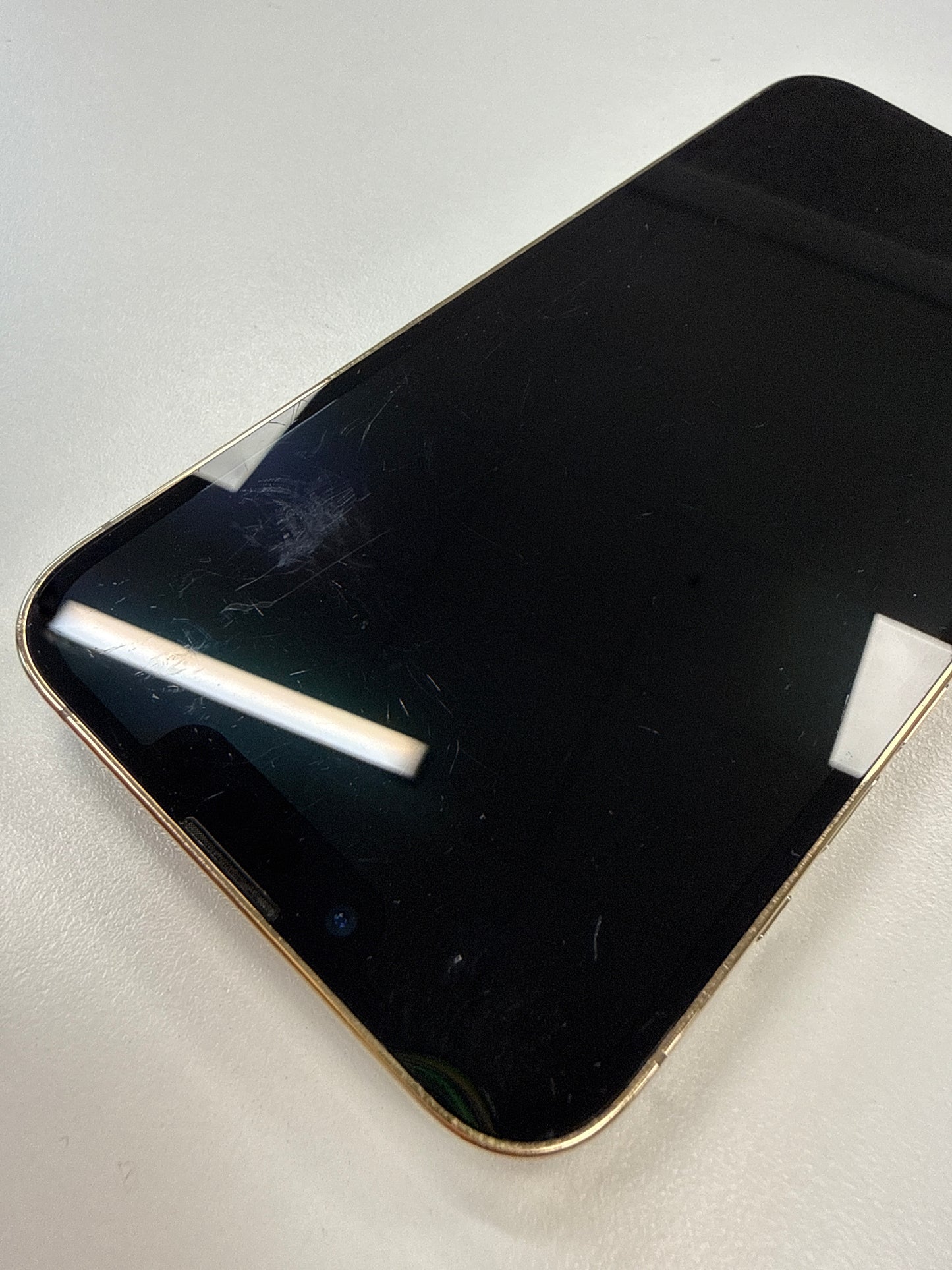 iPhone 13 Pro, 256GB, gold, ID 0329405, Zustand gebraucht, Akku neu