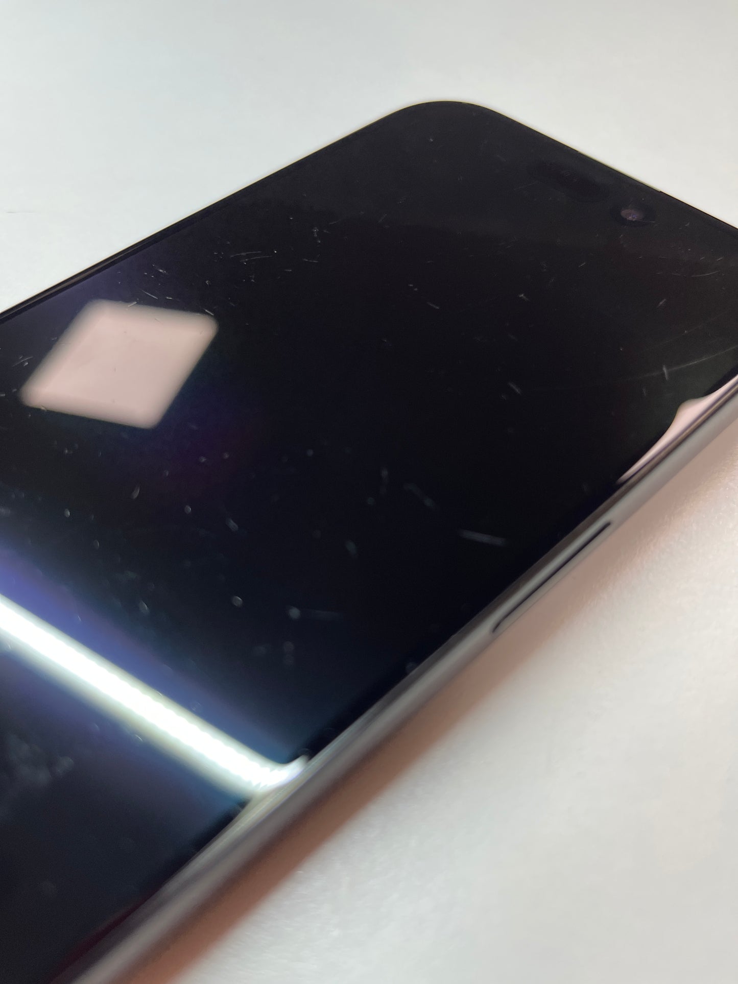 iPhone 15 Pro, 128GB, titan schwarz, ID 8456543, Zustand gebraucht, Akku neu