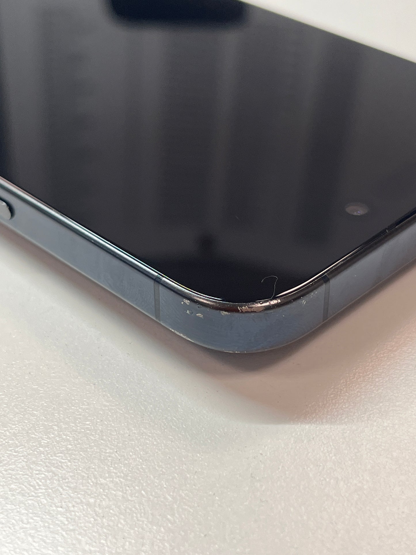 iPhone 15 Pro Max, 256GB, titan blau, ID 6878573, Zustand gut, Akku neu