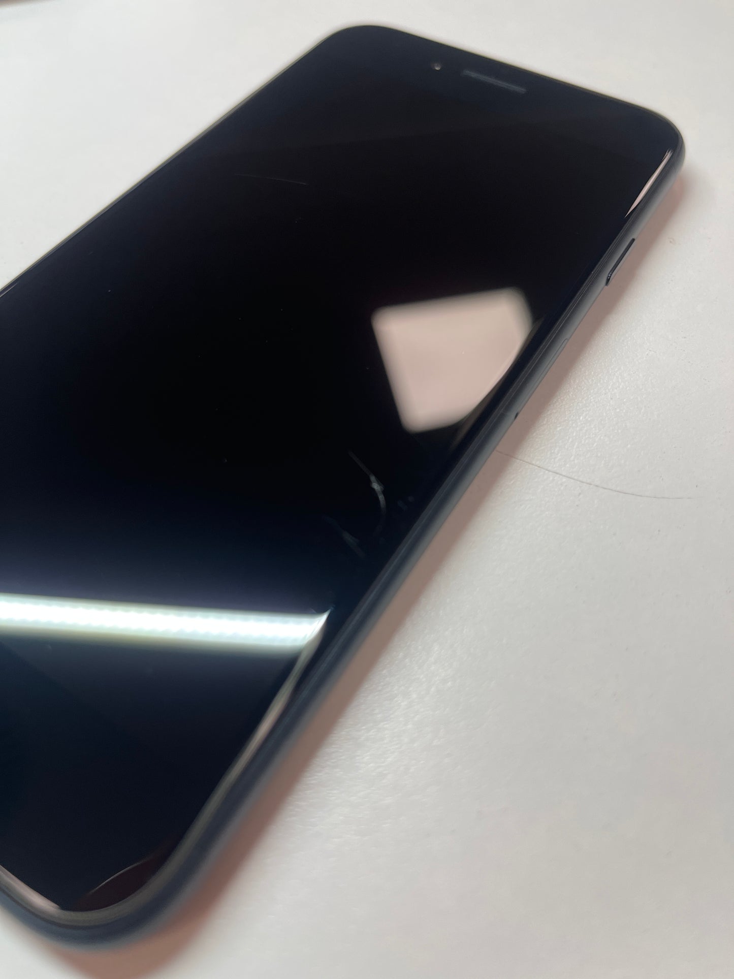 iPhone SE 2022, 64GB, mitternacht, ID 2619446, Zustand gebraucht, Akku 100%