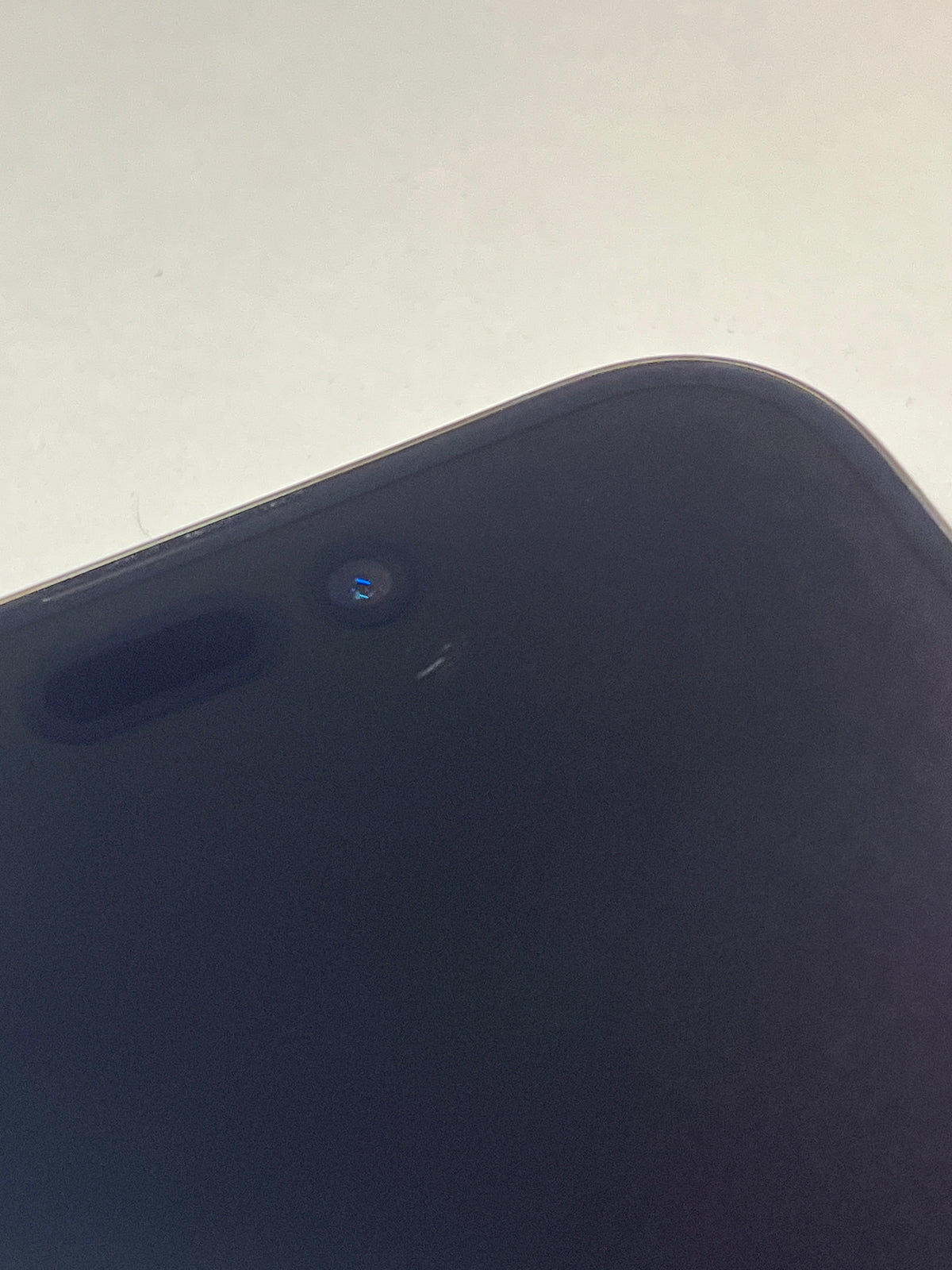iPhone 15 Pro, 128GB, titan schwarz, ID 2333944, Zustand sehr gut, Akku neu