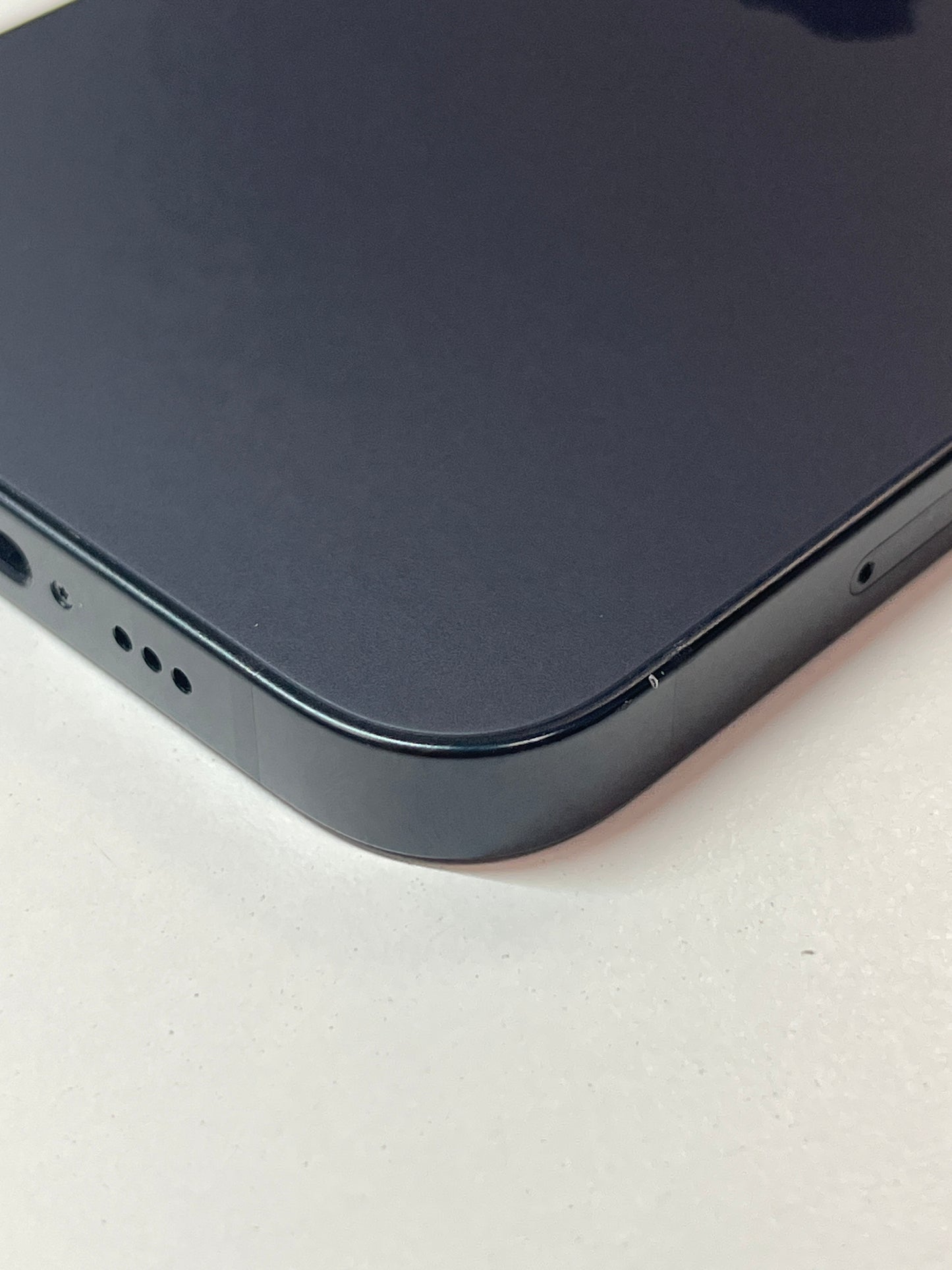 iPhone 17e, 256GB, schwarz, ID 1915641, Zustand sehr gut, Akku 100%