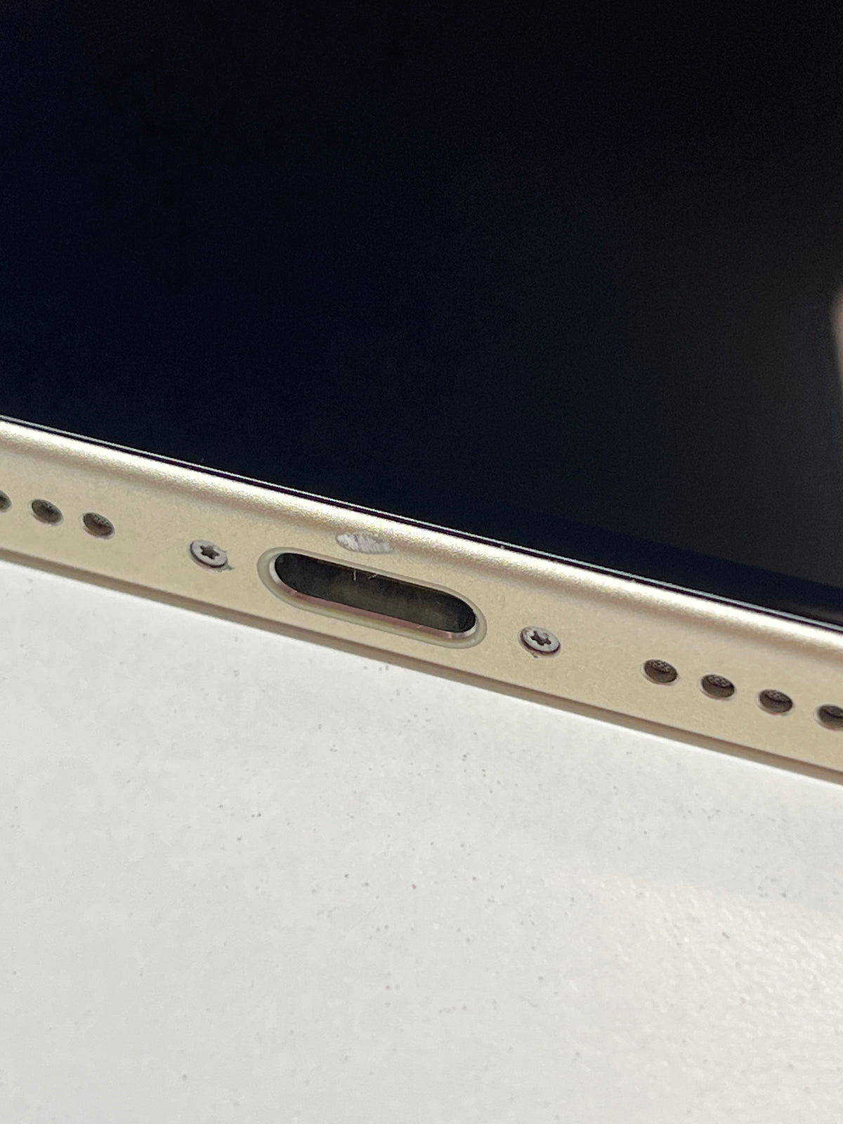 iPhone 15, 128GB, gelb, ID 3339465, Zustand sehr gut, Akku neu