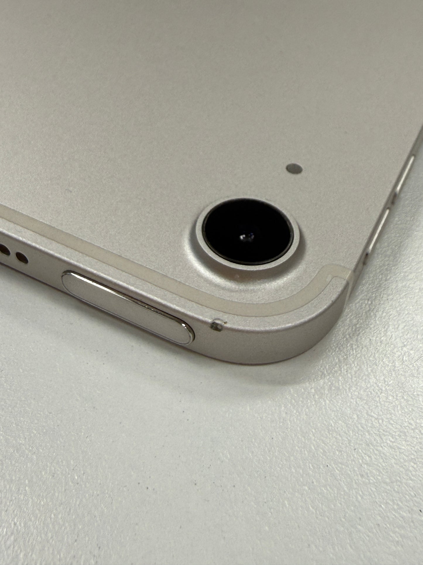 iPad Air 2026, 13", 512GB, WIFI + Cellular, polarstern, ID 4765496, Zustand sehr gut, Akku 100%