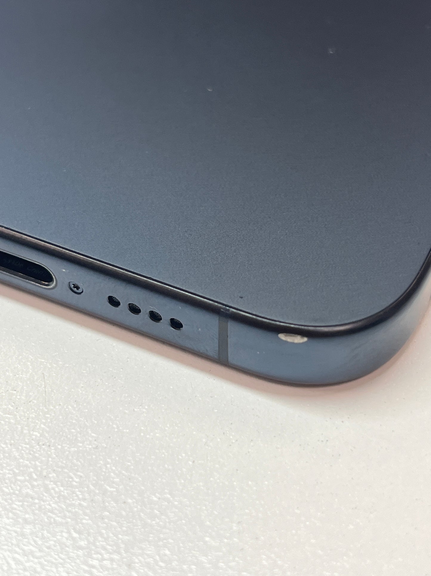 iPhone 15 Pro Max, 256GB, titan blau, ID 5647078, Zustand gut, Akku neu