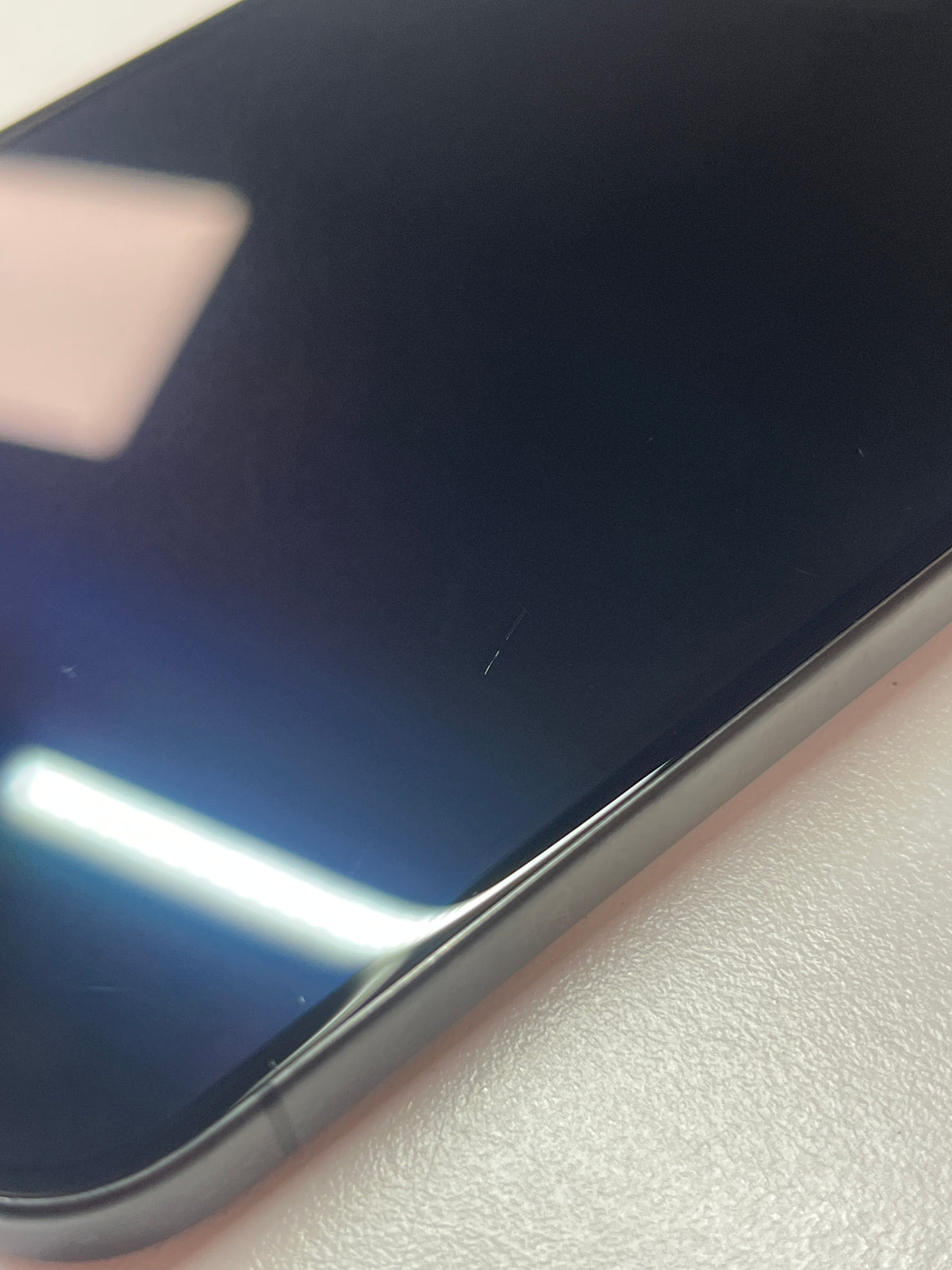 iPhone 15 Pro, 128GB, titan schwarz, ID 5610617, Zustand sehr gut, Akku neu