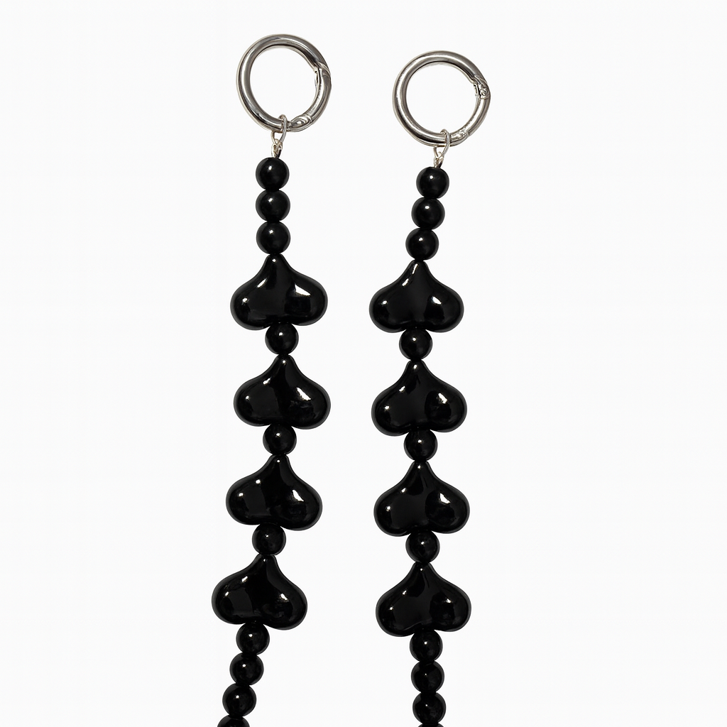 Glänzende schwarze Perklenkette mit Herzen für iPhone-Schutzhüllen