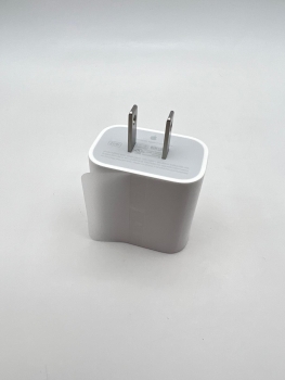 Original Apple USB-C Power Adapter 20W Stecker USA NEU