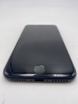iPhone 7, 128GB, schwarz (ID: 72029), Zustand "gut", Akku 93%