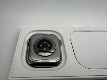 Apple Watch Series 10 titan
