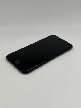 Refurbished iPhone SE 2022 Product Red