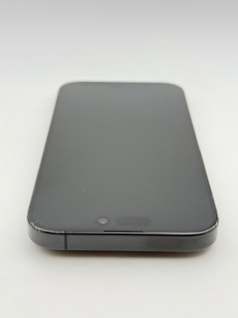iPhone 16 Pro black titanium