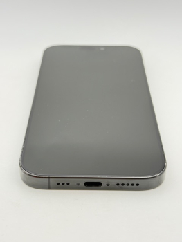 iPhone 16 Pro black titanium