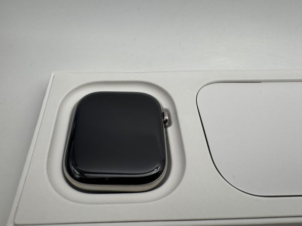 Apple Watch Series 10 titan
