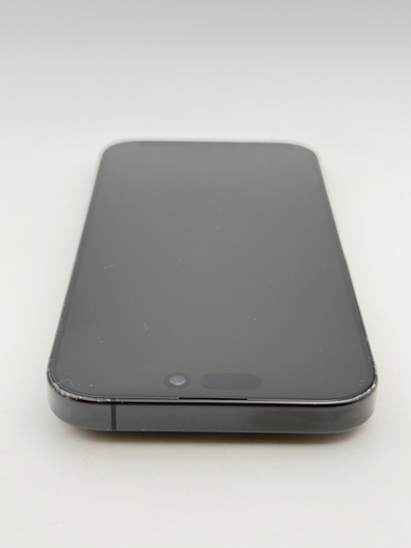 iPhone 16 Pro black titanium
