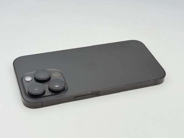 Refurbished iPhone 14 space black