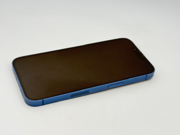 Refurbished iPhone 13 blau