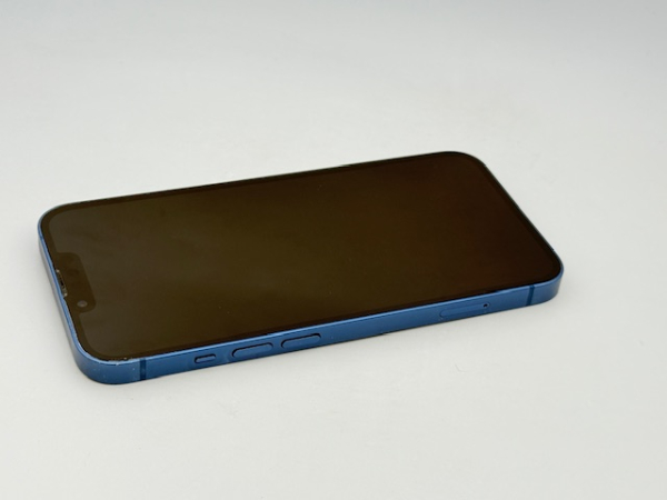 Refurbished iPhone 13 blau