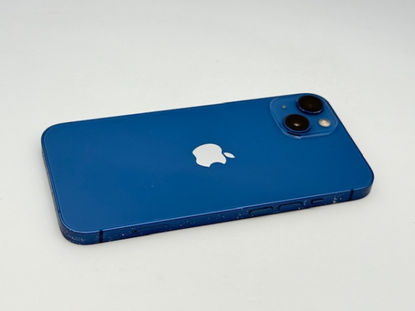 Refurbished iPhone 13 blau