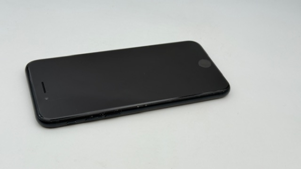 Refurbished iPhone SE 2022 Mitternacht